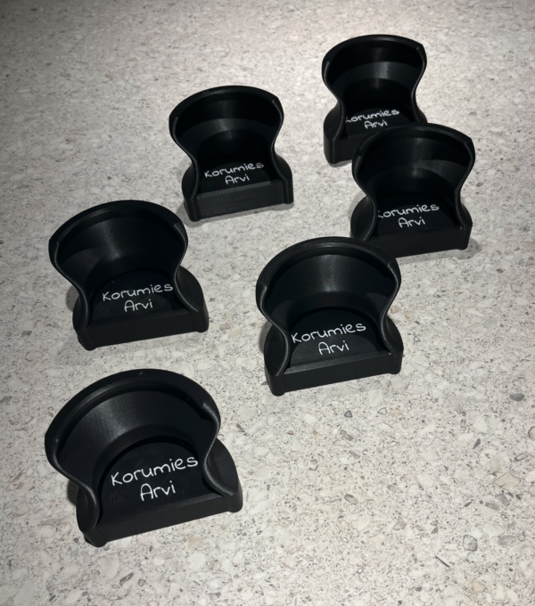 Suitsikoukku magneetilla (6 kpl)